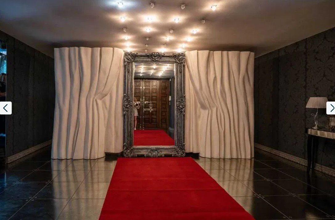 Під Києвом здають будинок за 100 тисяч гривень на добу: як він виглядає